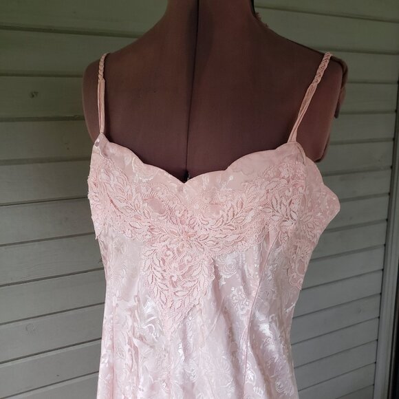 Vintage Victoria Secret Nightgown Beaded Gold Label Large Pink - Picture 3 of 14